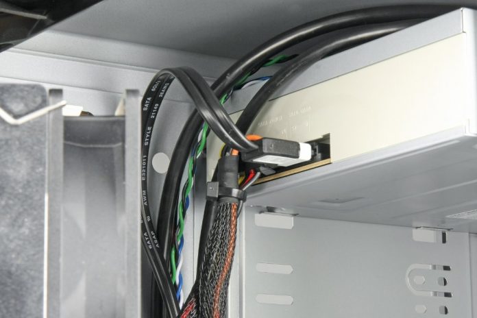 1. cable sata
