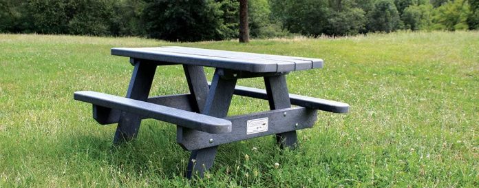 Table-Pique-Nique-Ubicuity-Enfants